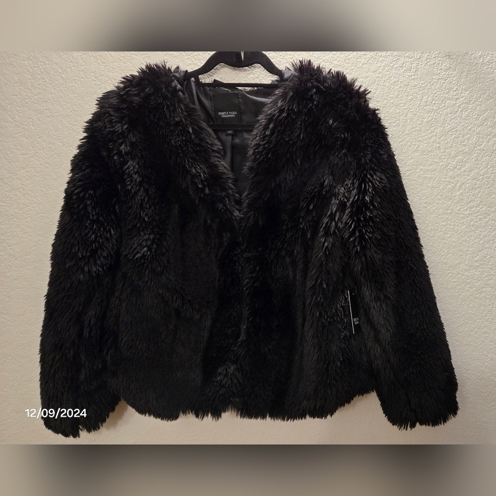 NWT Simply Vera Faux Fur Coat/Jacket Black Women’s Size L